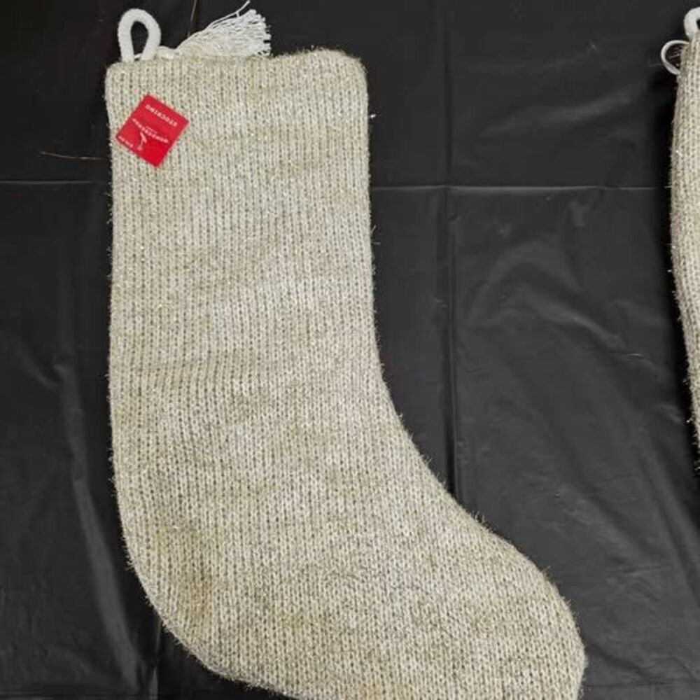 Wondershop Christmas Stockings, Gold & off-white, set of 4 - NEW - Picture 2 of 6